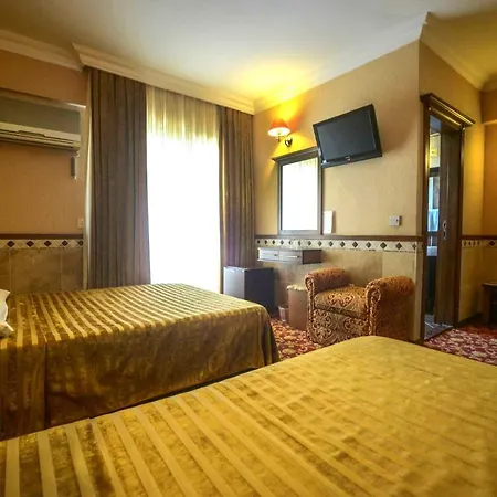 Hotel Anadol & Pool Location !